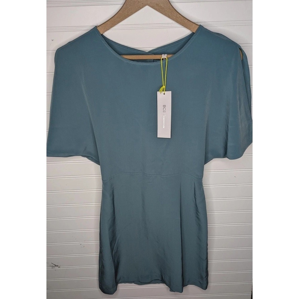 BCBG Generation Womens Mini Dress NWT ($118) Size 2 Open Back Lightweight Summer